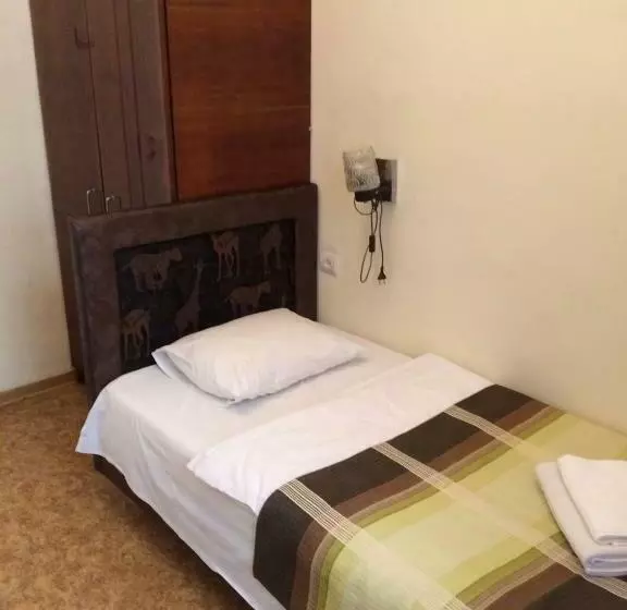 Hostel Viktorija With Private Rooms