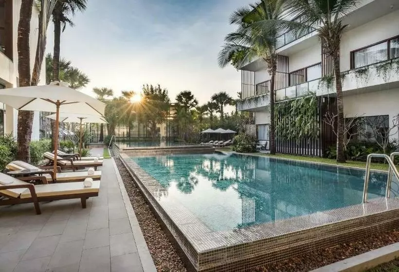 هتل Shintana Saya La Maison