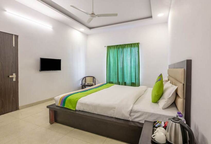 Hotel Treebo White Rock, Sohna Road