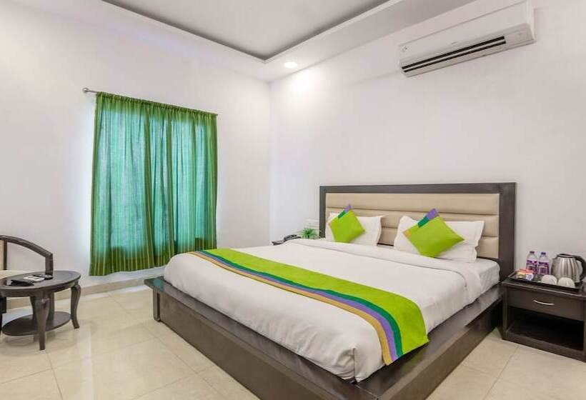 Hotel Treebo White Rock, Sohna Road