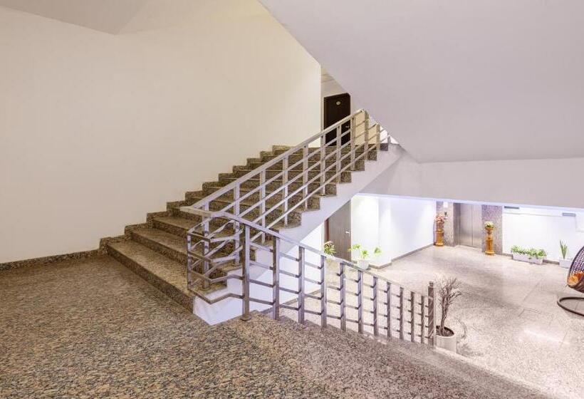 Hotel Treebo White Rock, Sohna Road