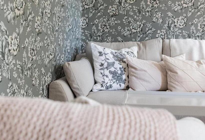 בית מלון כפרי Smålandsgården