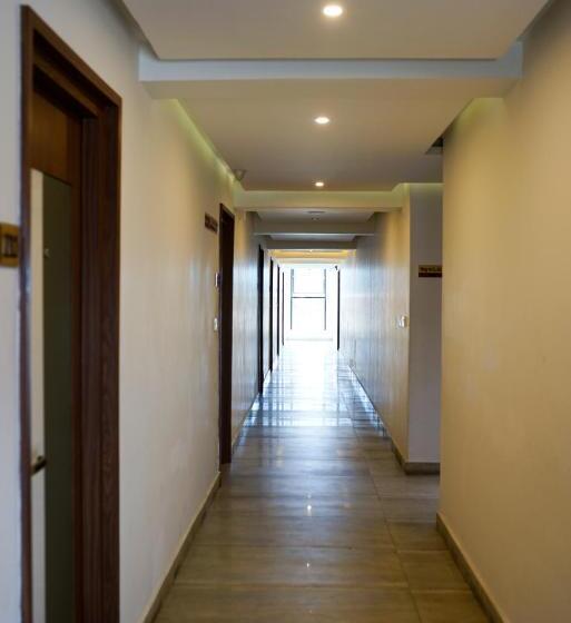 Emarald Hotel Calicut