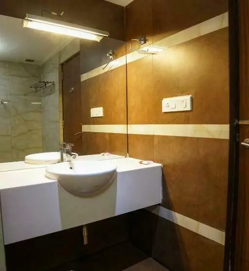 Emarald Hotel Calicut