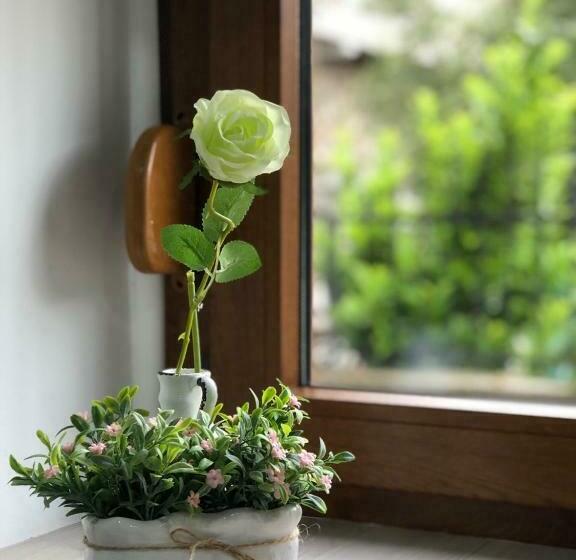 پانسیون Studio Apartment In Old Town With Parking