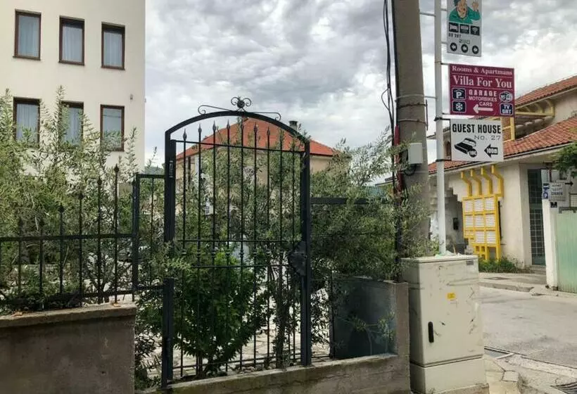 پانسیون Studio Apartment In Old Town With Parking