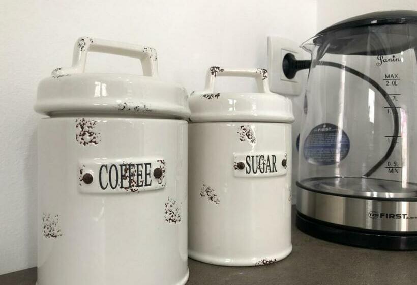 پانسیون Studio Apartment In Old Town With Parking