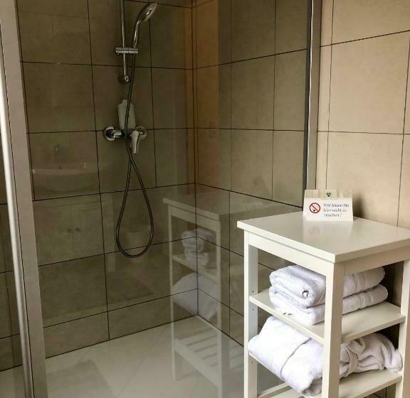 Отель Forsthof Next Door