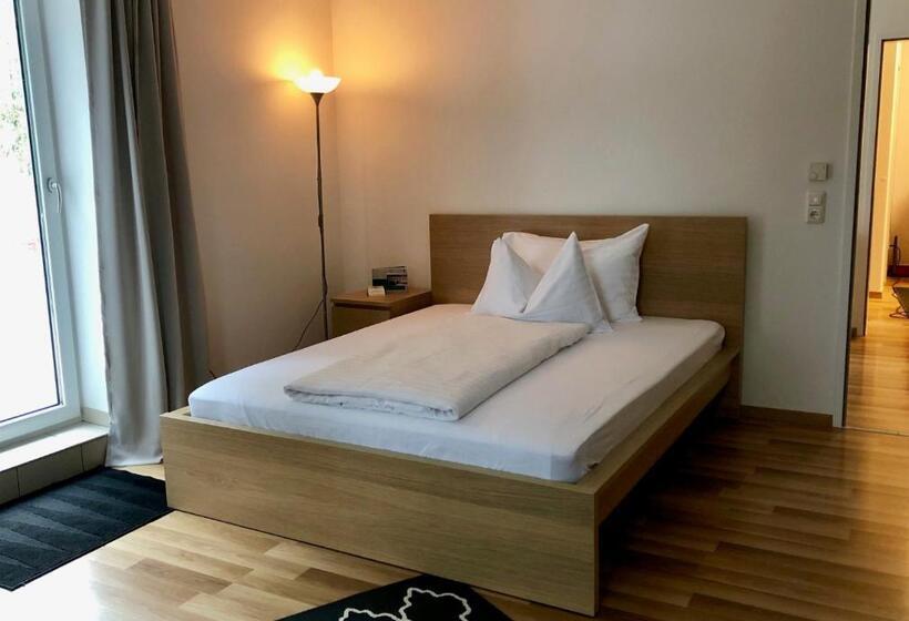 Отель Forsthof Next Door