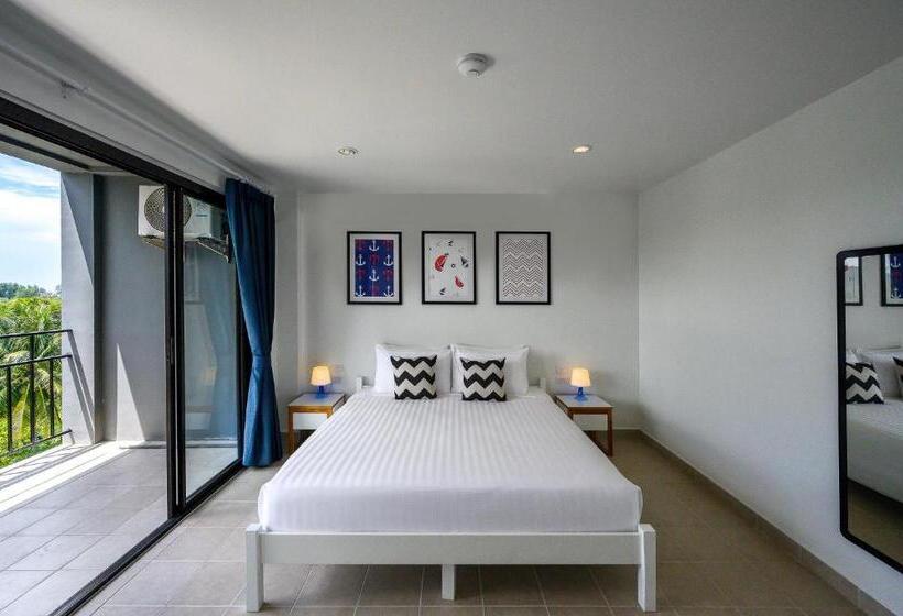 Maikhao Hotel, Phuket