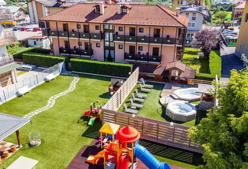 فندق Albergo Dimaro Wellness