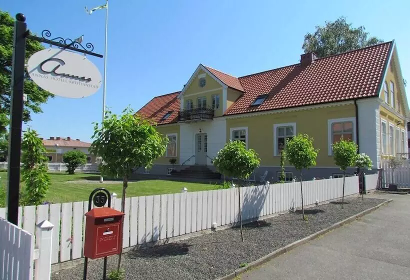 Annas Hotell