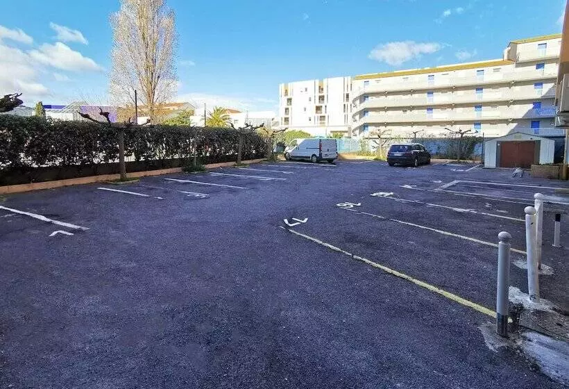 B&b Hotel Sète Centre Gare