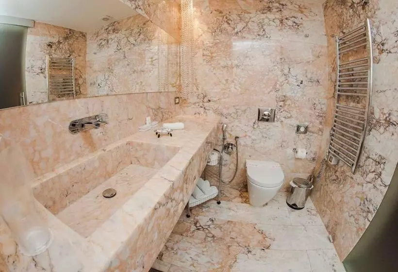 Boutique Hotel Astoria