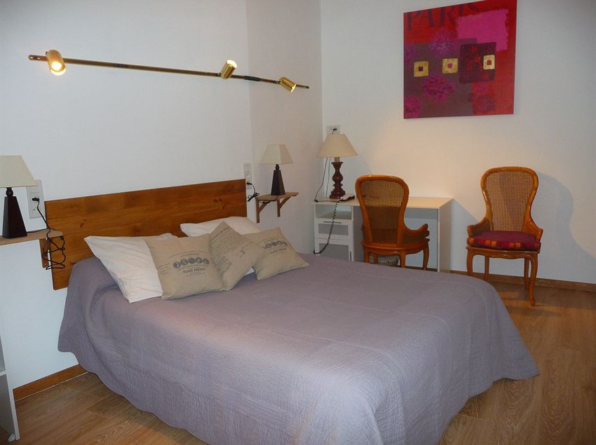 فندق De La Poste