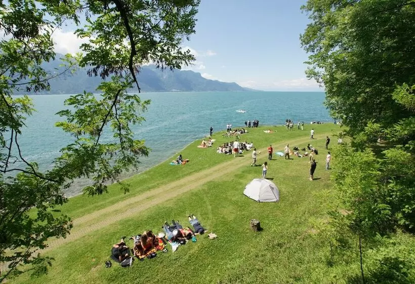 هتل De La Vieille Tour