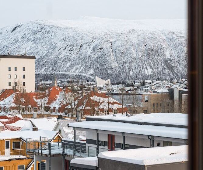 Enter St Elisabeth Hotel & Spa