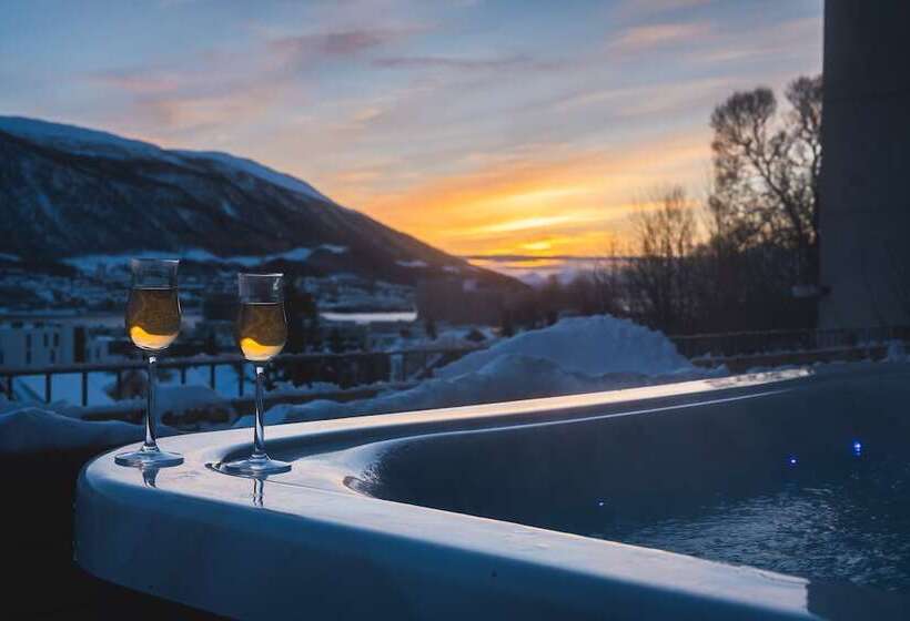 Enter St Elisabeth Hotel & Spa