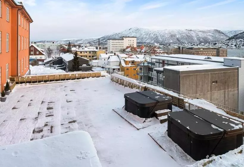 Enter St Elisabeth Hotel & Spa