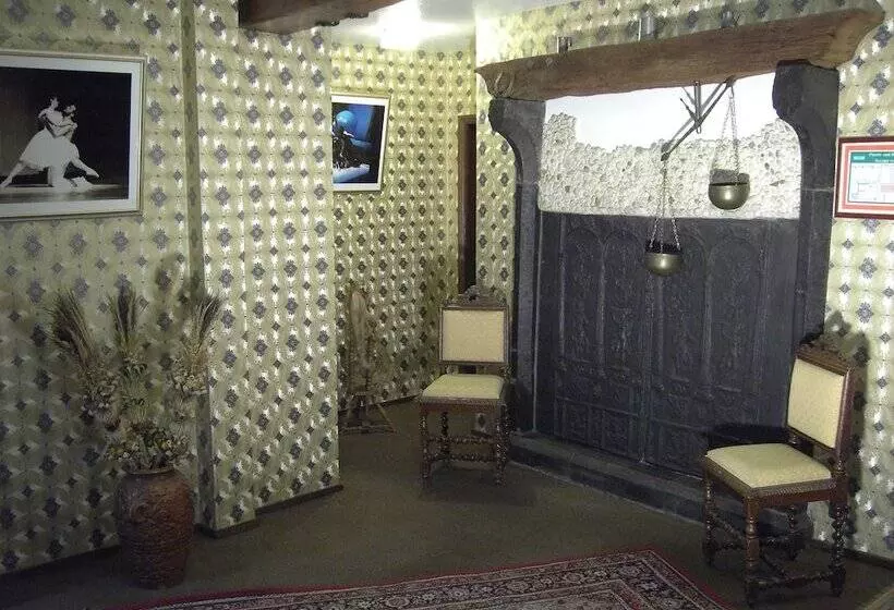 ホテル Graf Rolshausen