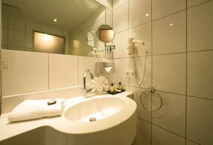 בית מלון כפרי Hirsch