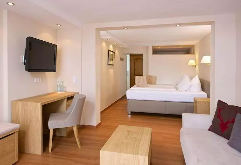 בית מלון כפרי Hirsch