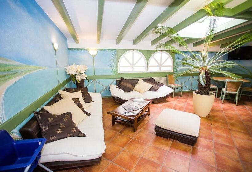 בית מלון כפרי Hôtel Du Port