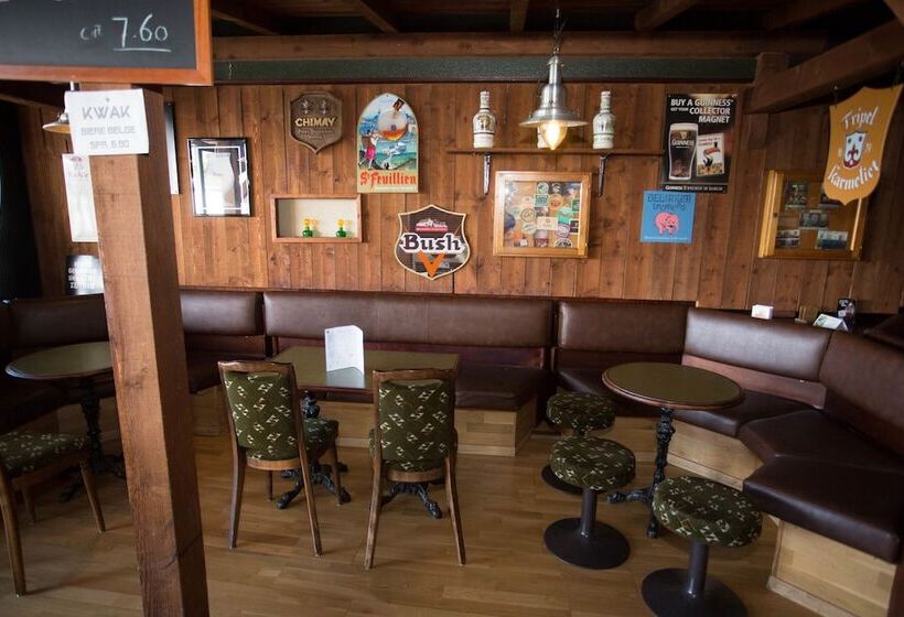 בית מלון כפרי Hôtel Du Port