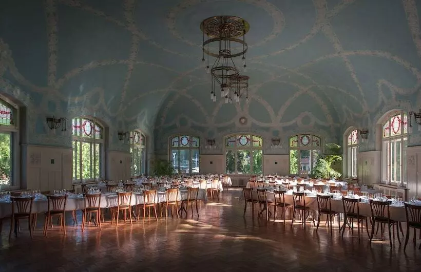 酒店 Kurhaus Bergün