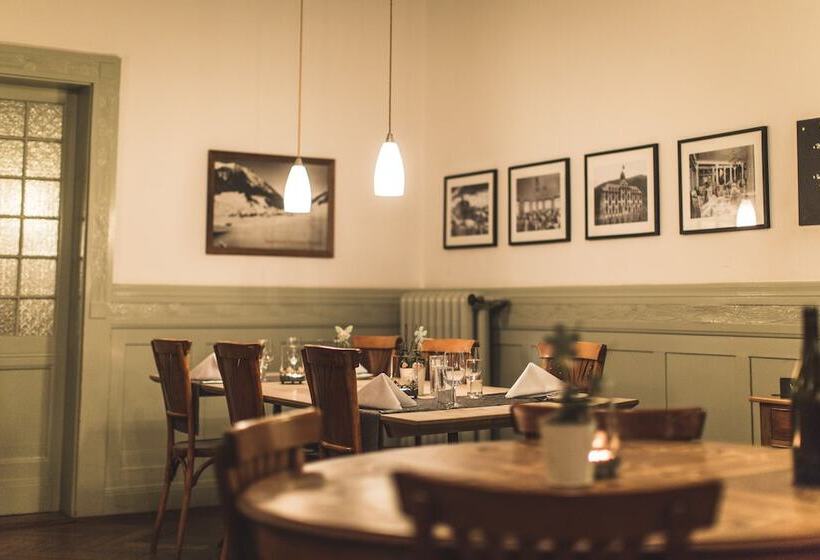 ホテル Kurhaus Bergün