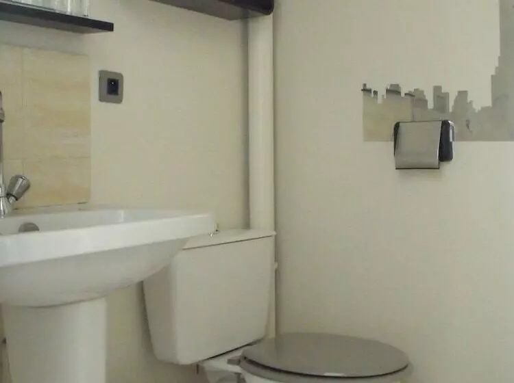 Отель Le Clos Robinson