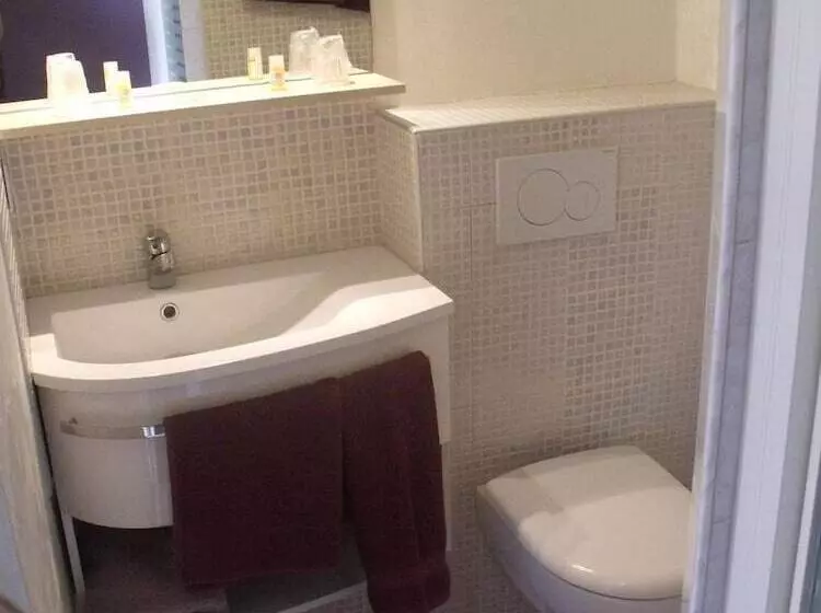 Отель Le Clos Robinson