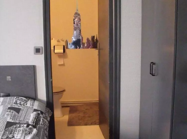 Отель Le Clos Robinson