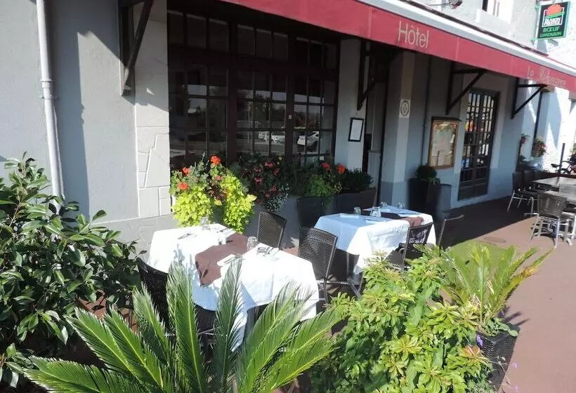 Hotel Le Renaissance