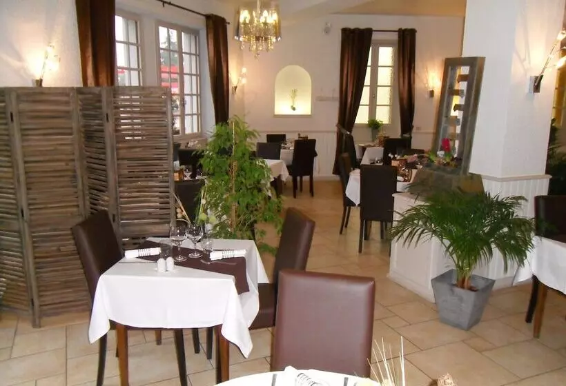 Hotel Le Renaissance