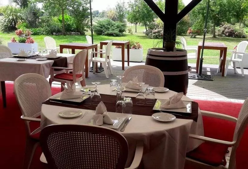 酒店 Hôtel Restaurant La Belle Poule Contact