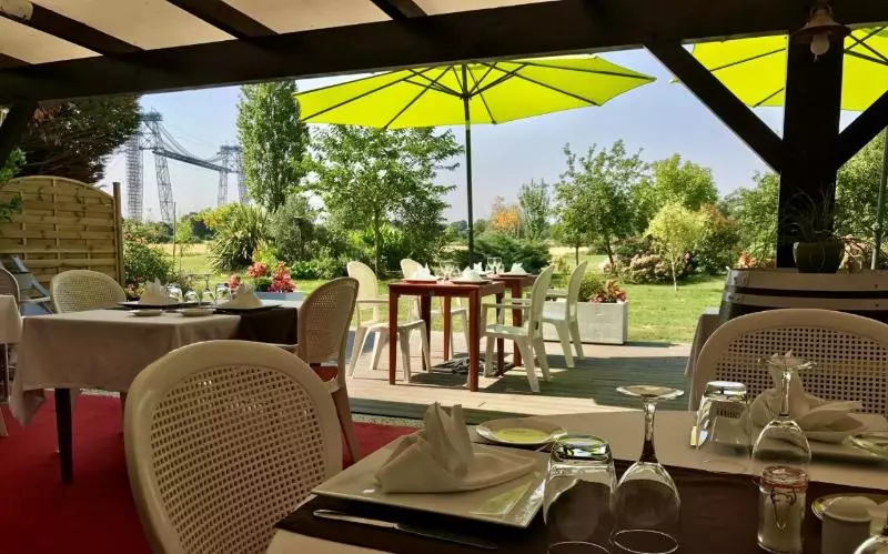 酒店 Hôtel Restaurant La Belle Poule Contact