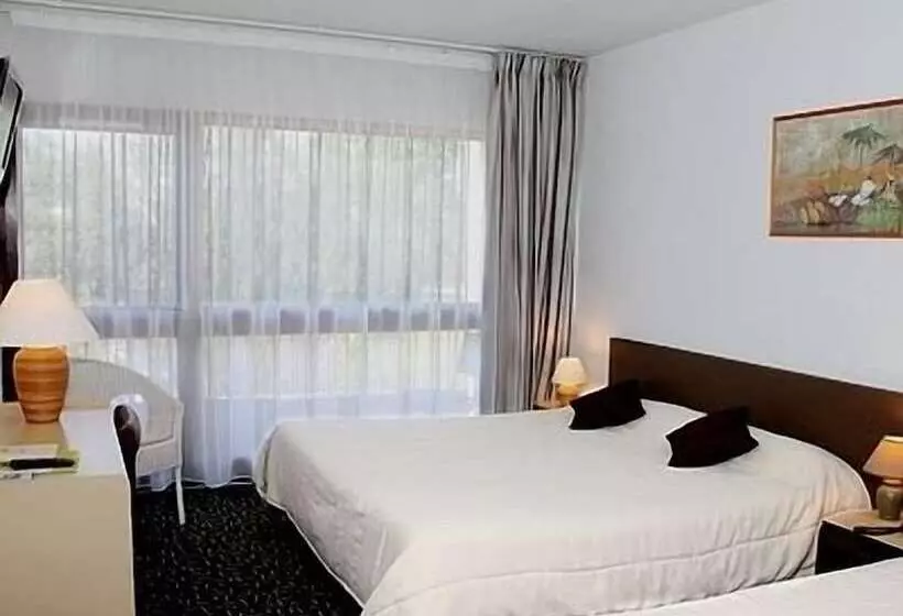 酒店 Hôtel Restaurant La Belle Poule Contact