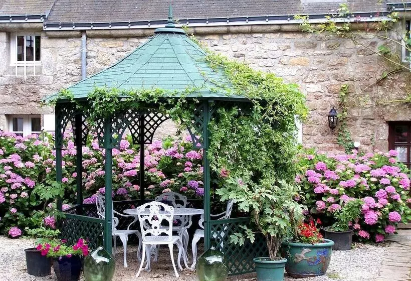 Hotel Manoir De Bodevran