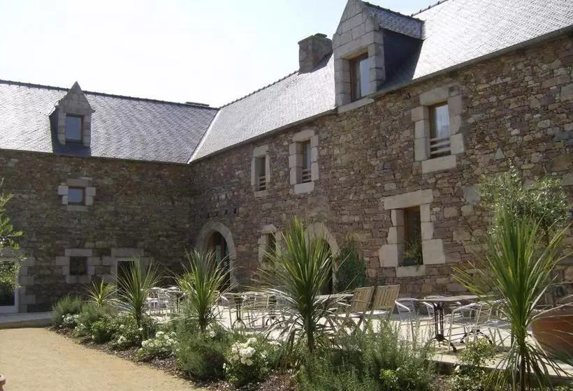 Отель Domaine De Kermodest