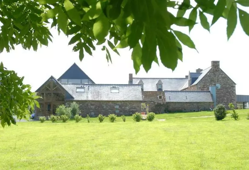 Отель Domaine De Kermodest