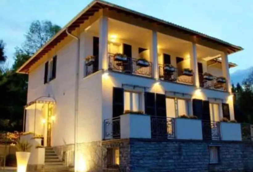 هتل Miralago B&b And Apartments