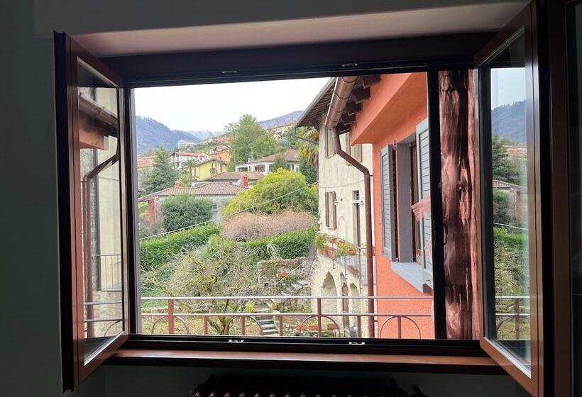 בית מלון כפרי Miralago B&b And Apartments