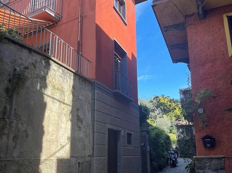 בית מלון כפרי Miralago B&b And Apartments