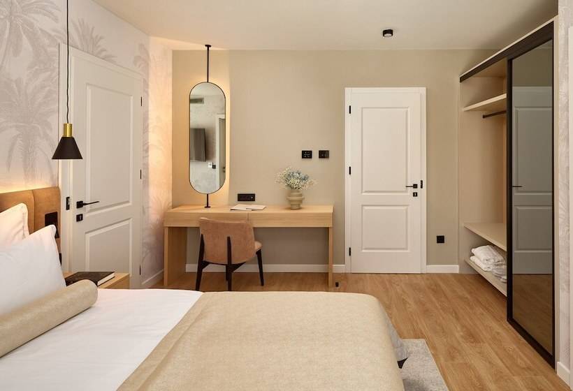 בית מלון כפרי Moeesy, Blue & Green Oasis