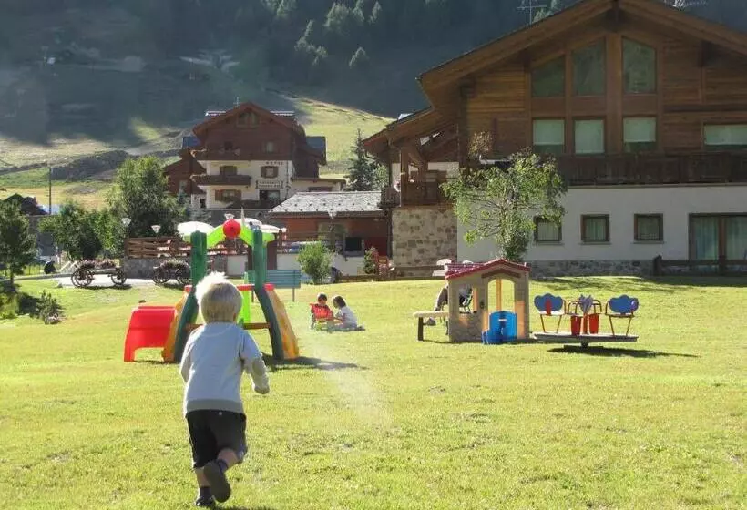 Отель Paradise Lodge