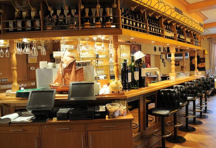 酒店 Restaurant Doppeladler