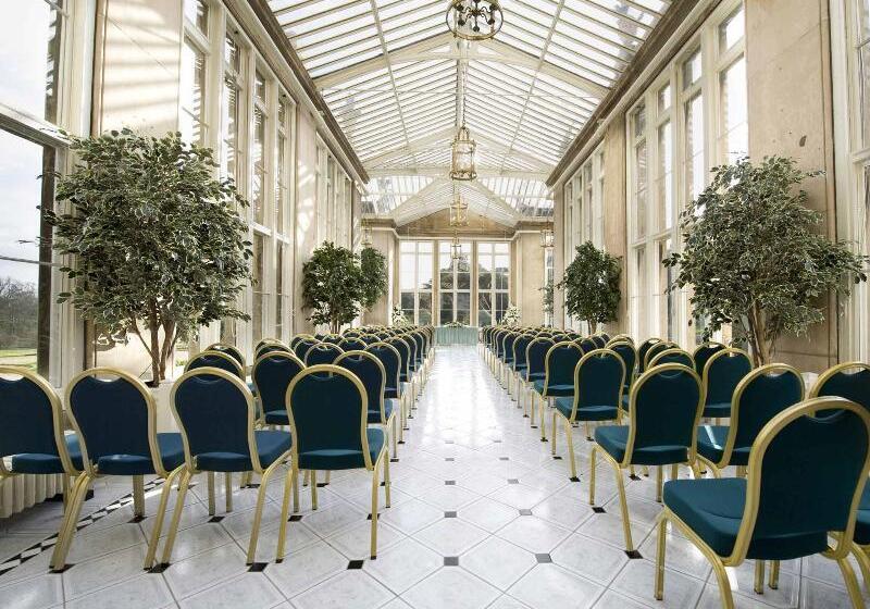 호텔 Stoke Rochford Hall