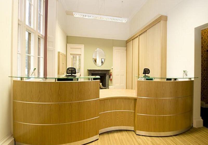 호텔 Stoke Rochford Hall