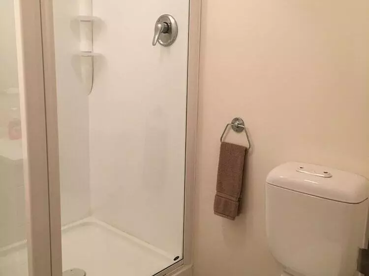 مُتل Ascot Motor Lodge